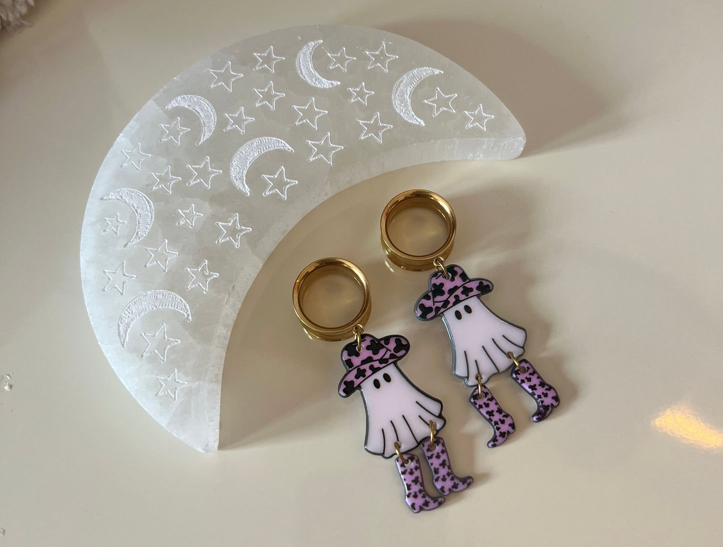 Howdy Ghost Dangle Plugs