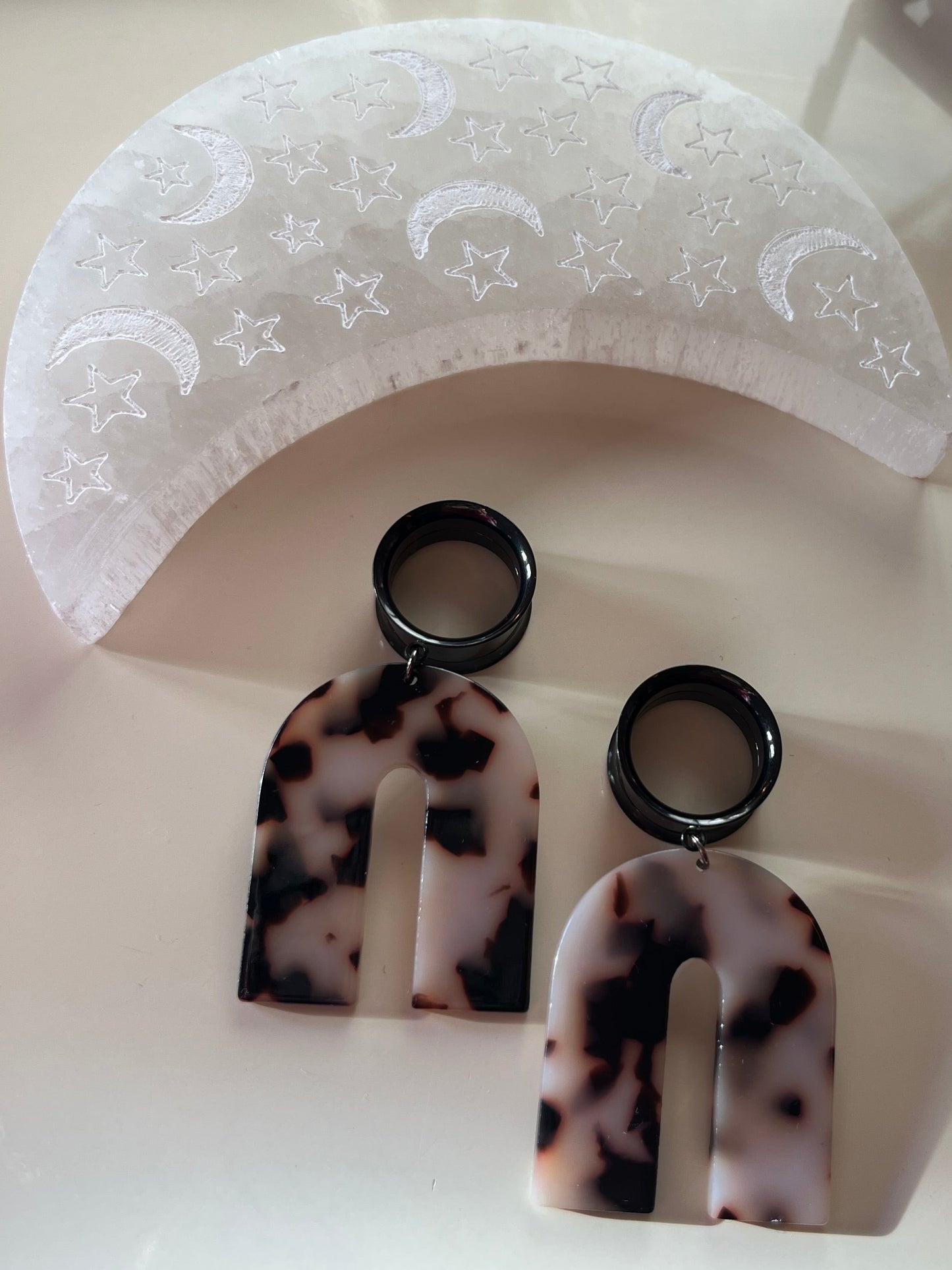 Light Tortoise Arch Dangle Plugs