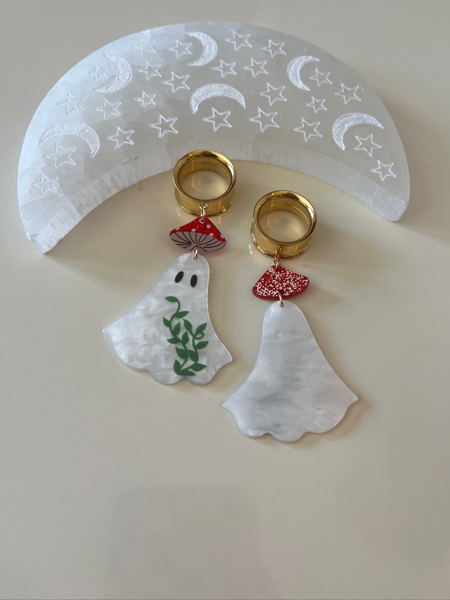 Mushroom Ghost Dangle Plugs