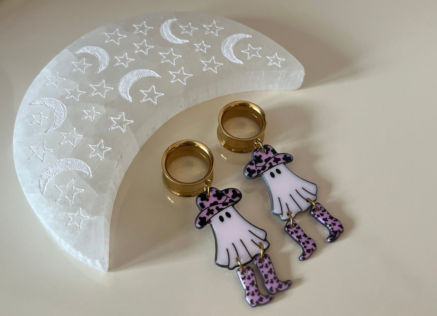 Howdy Ghost Dangle Plugs