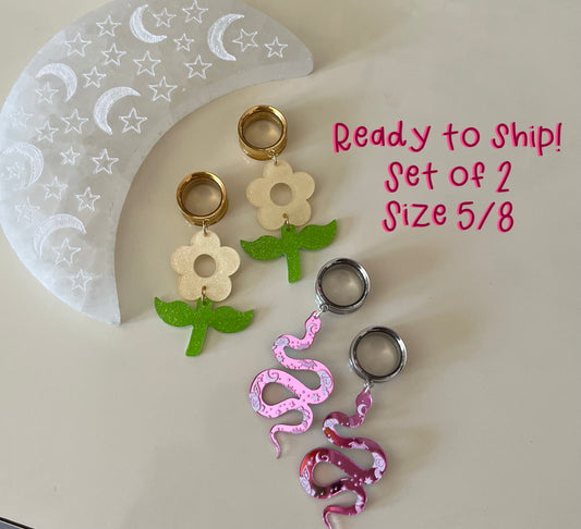 Size 5/8 Pair of 2 Gauge Earrings