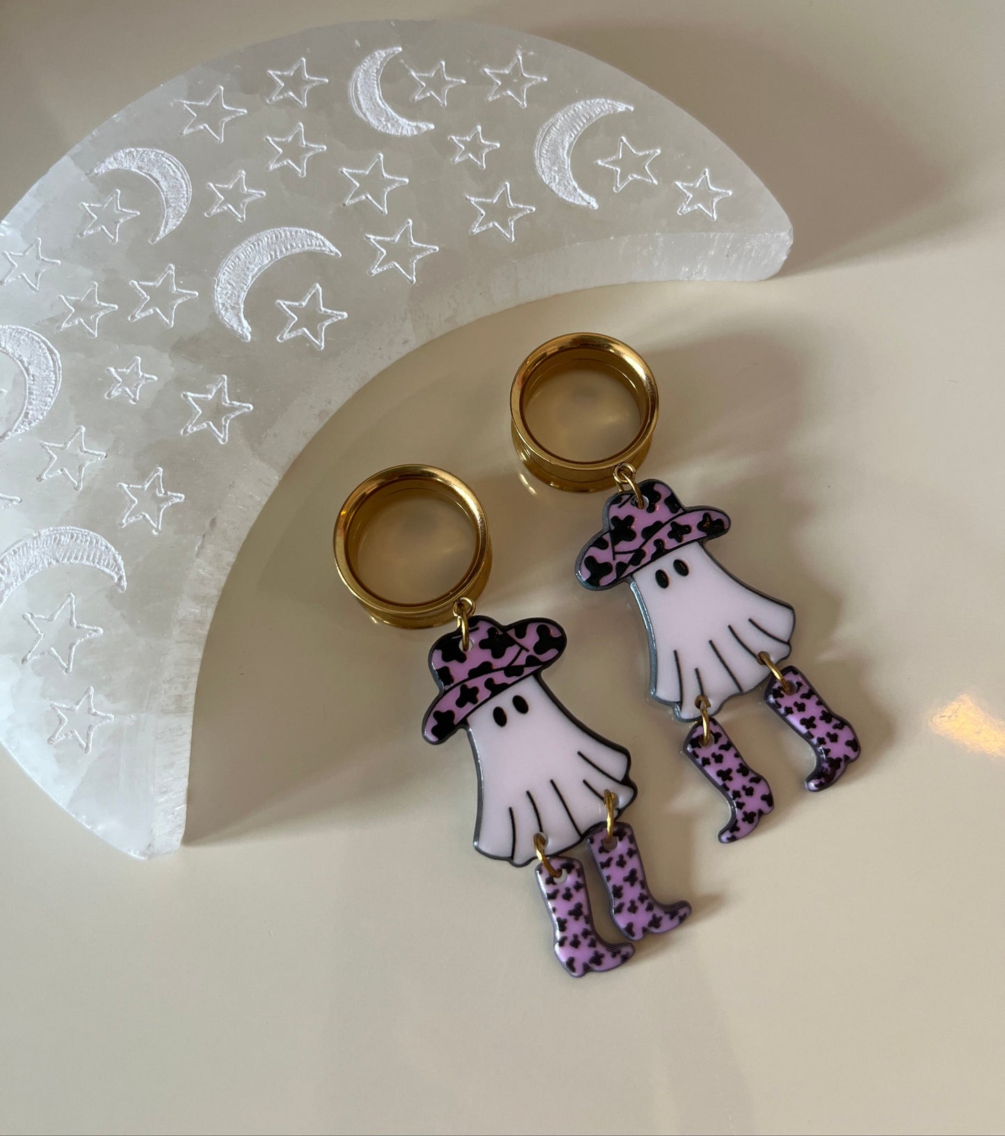 Howdy Ghost Dangle Plugs