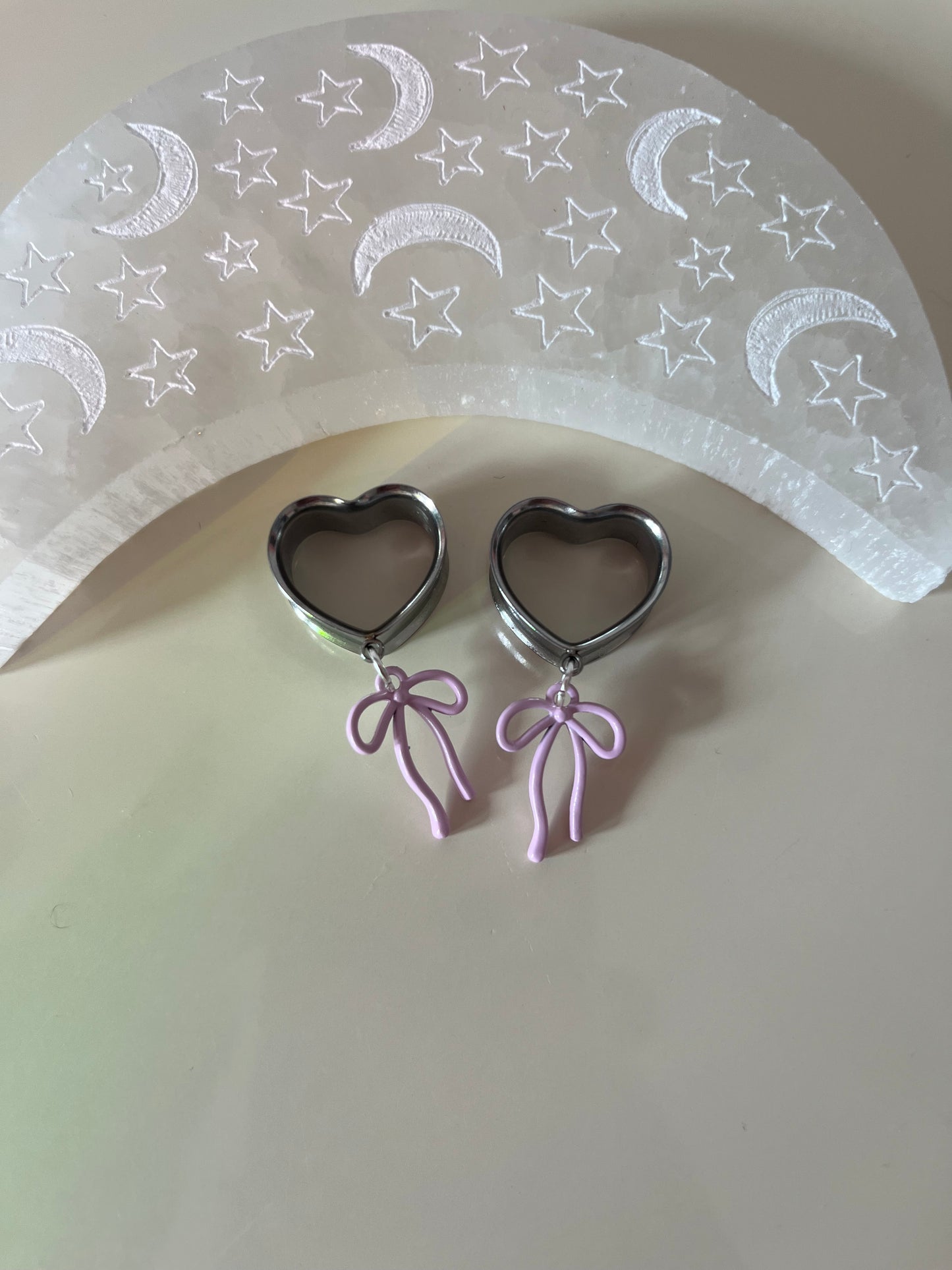 Mini Bow Dangle Plugs