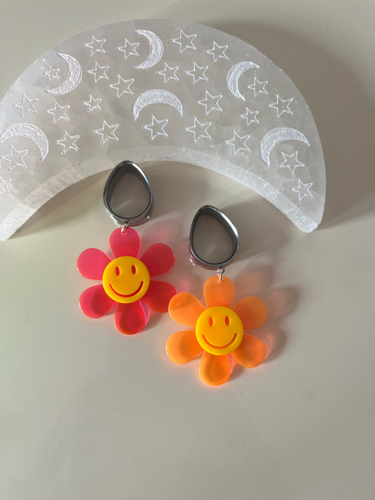 Mix & Match Neon Smiley Dangle Plugs