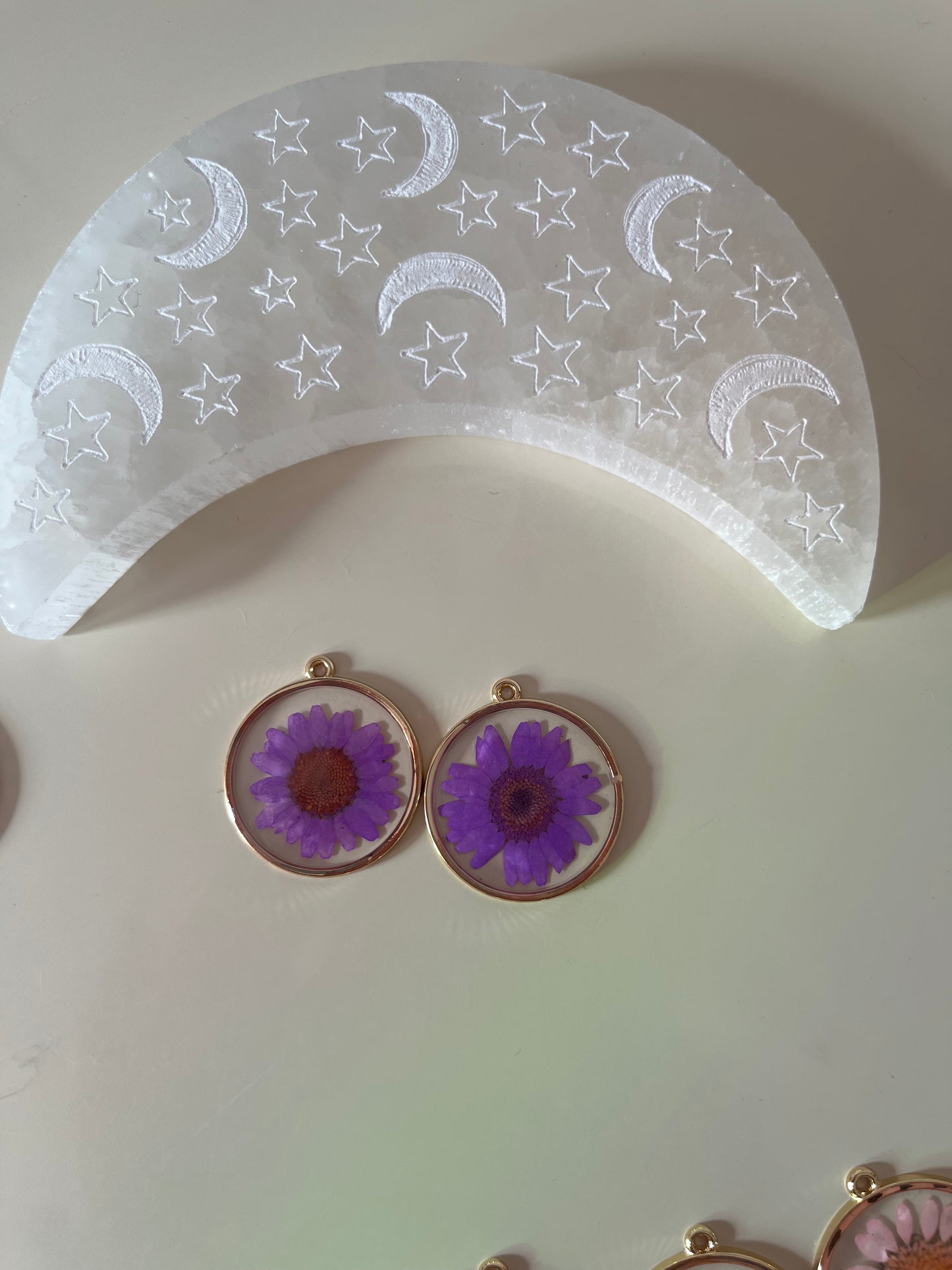 Pressed Floral Dangle Plugs