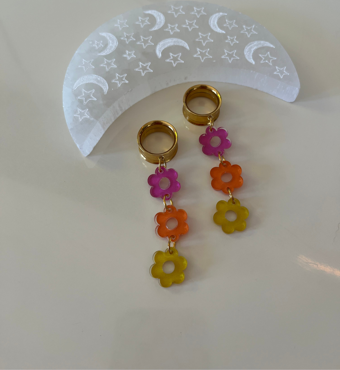 Warm Daisy Dangle Plugs