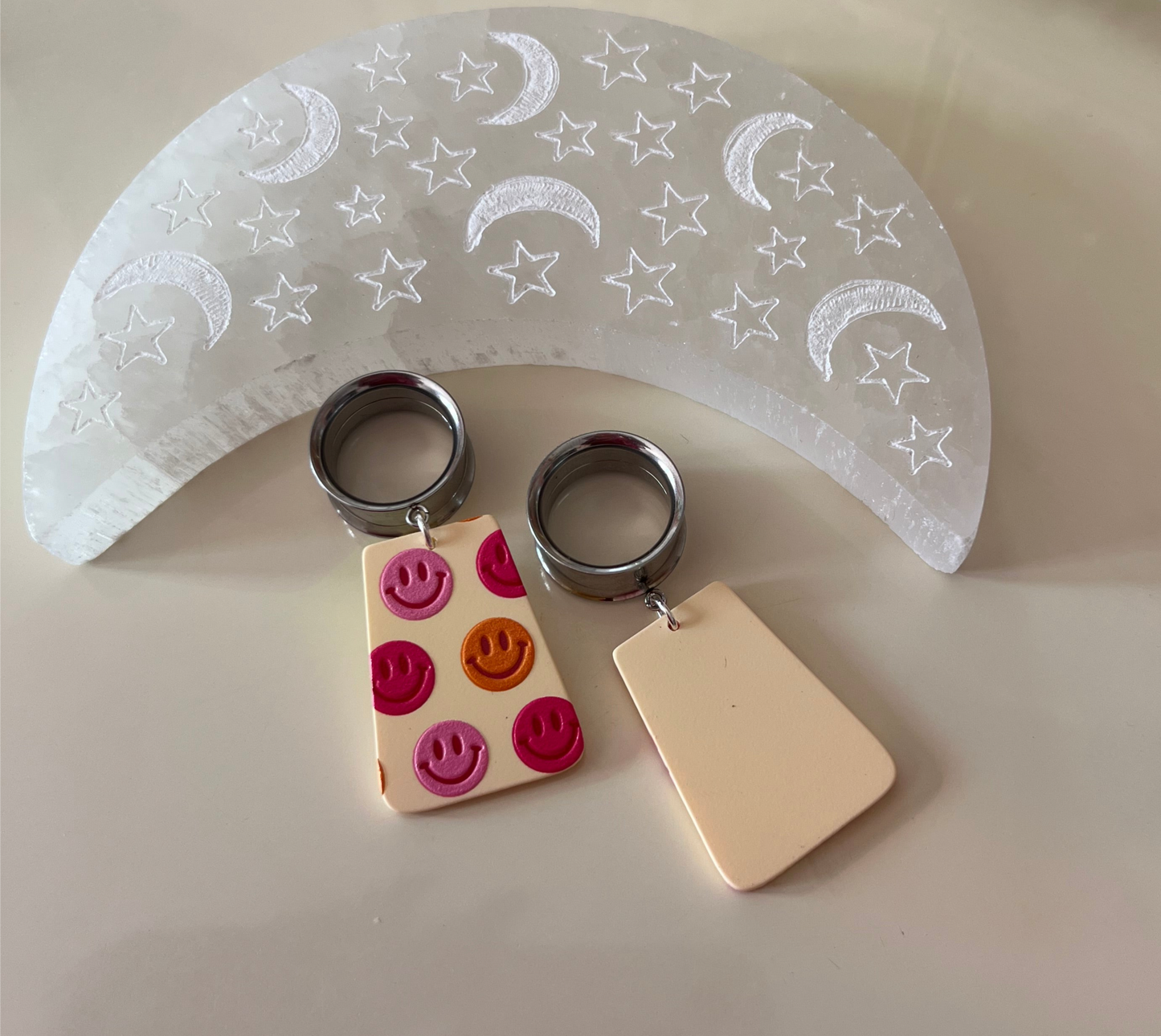 Retro Smiley Dangle Plugs