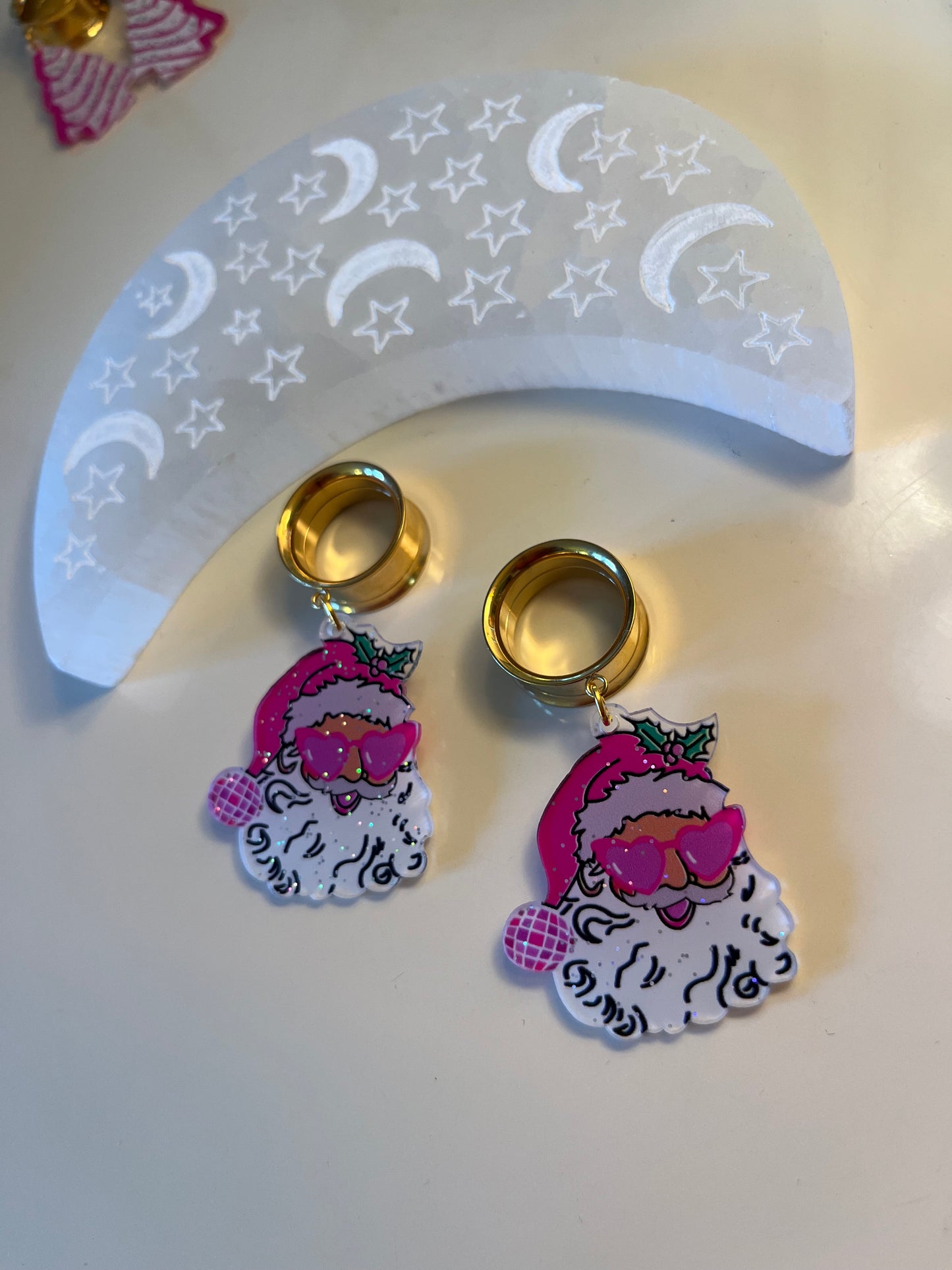 Alt Pink Santa Dangle Plugs