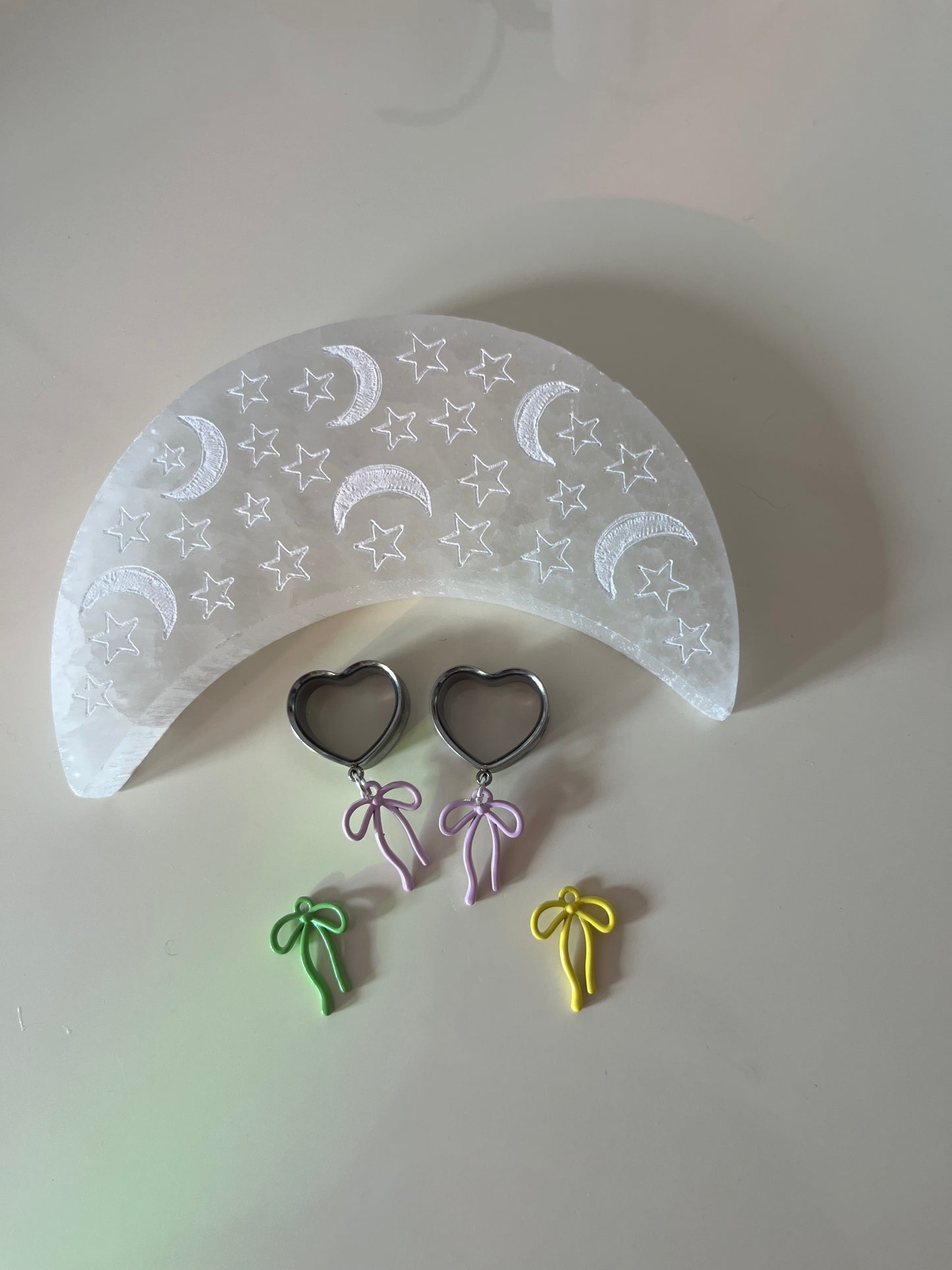 Mini Bow Dangle Plugs