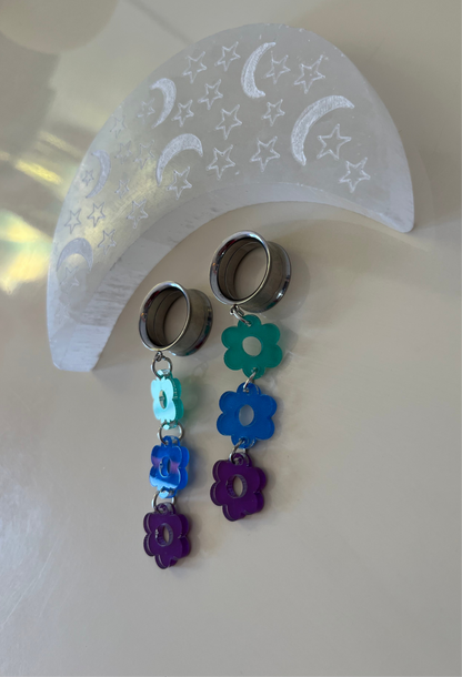 Cool Daisy Dangle Plugs