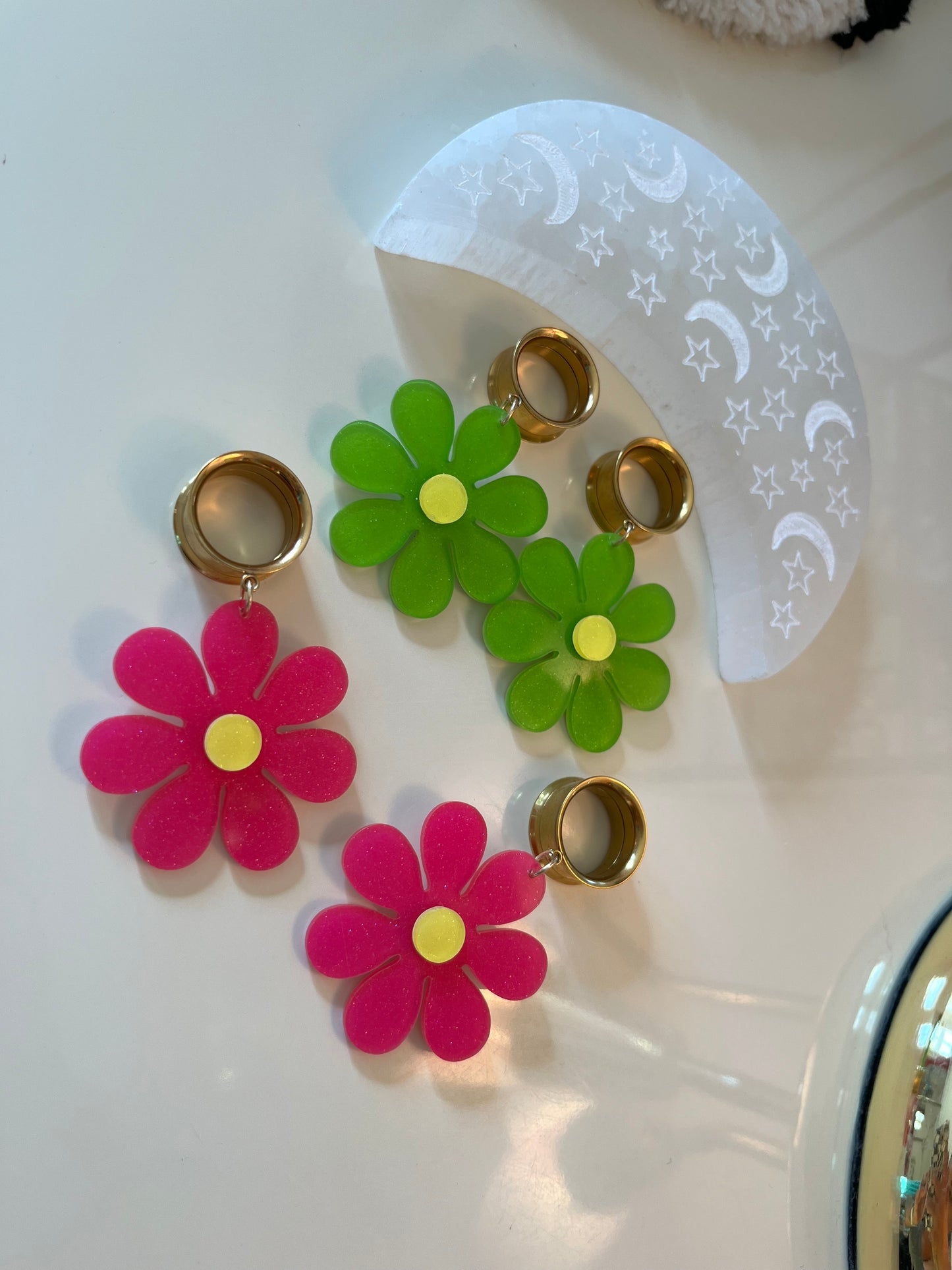 Green Daisy Dangle Plugs