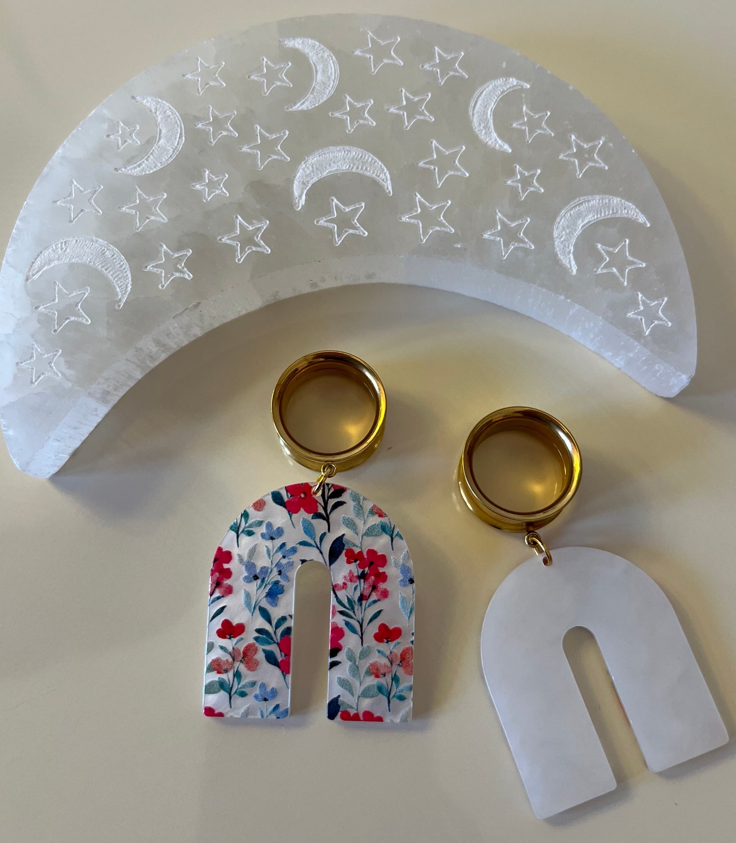 Floral Arch Dangle Plugs