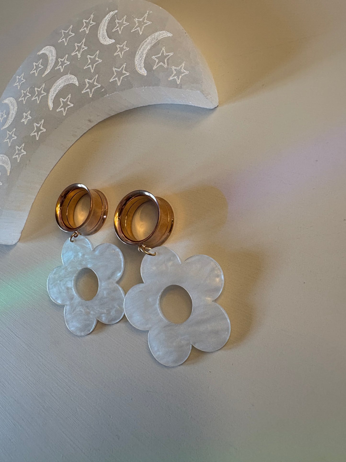 White Daisy Dangle Plugs