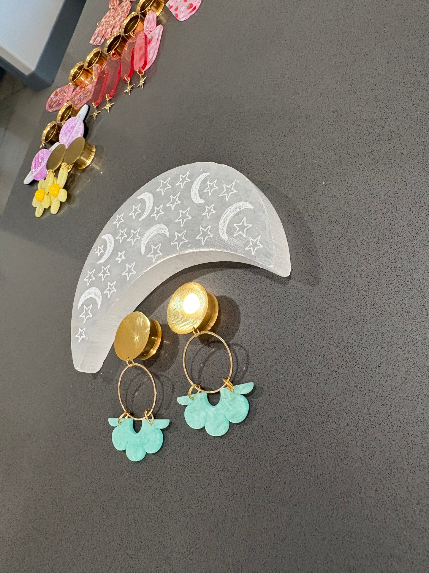 Daisy Girl Dangle Plugs