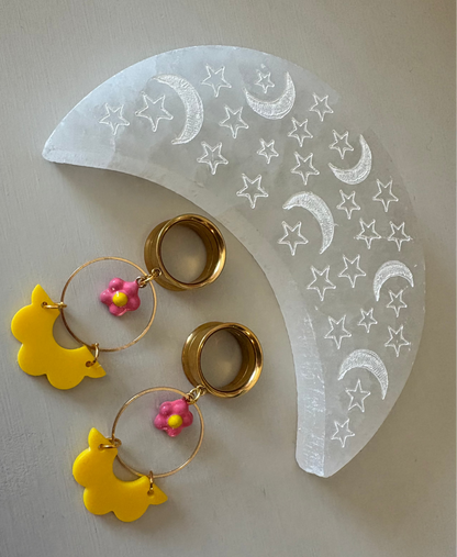 Daisy Chain Dangle Plugs