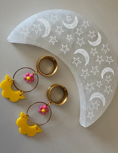 Daisy Chain Dangle Plugs