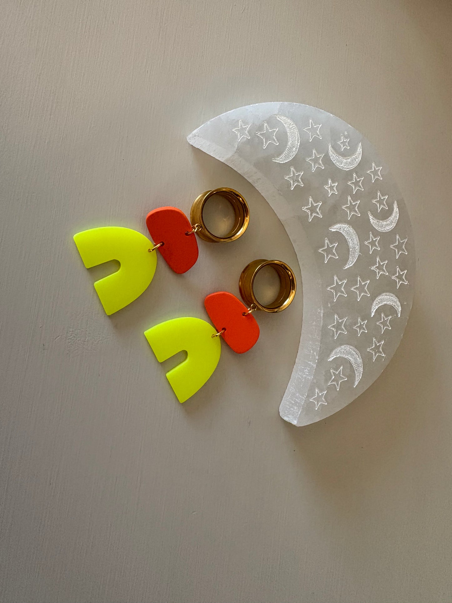 Highlighter Crush Dangle Plugs